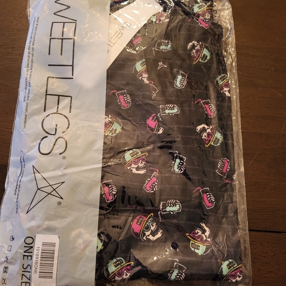 Sweetlegs - Picture 6 of 9